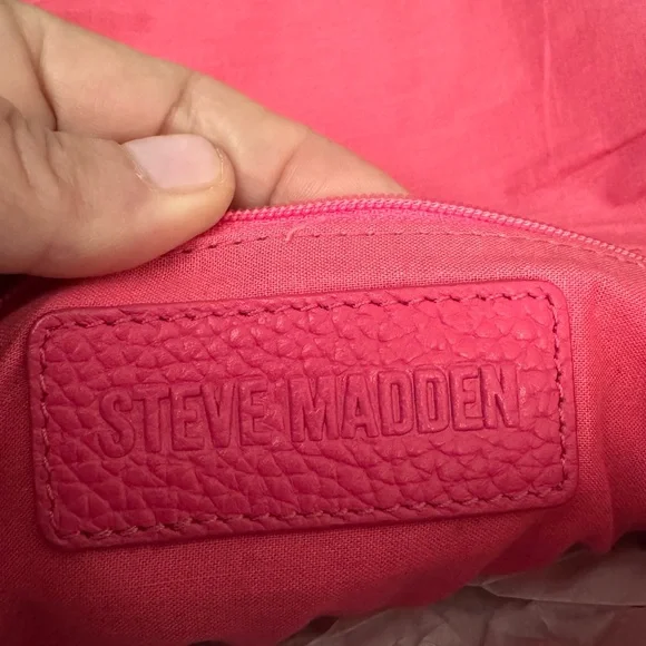 Steve Madden Aztec Pattern Clutch removable chain strap, multicolor beads & gems - Picture 7 of 9